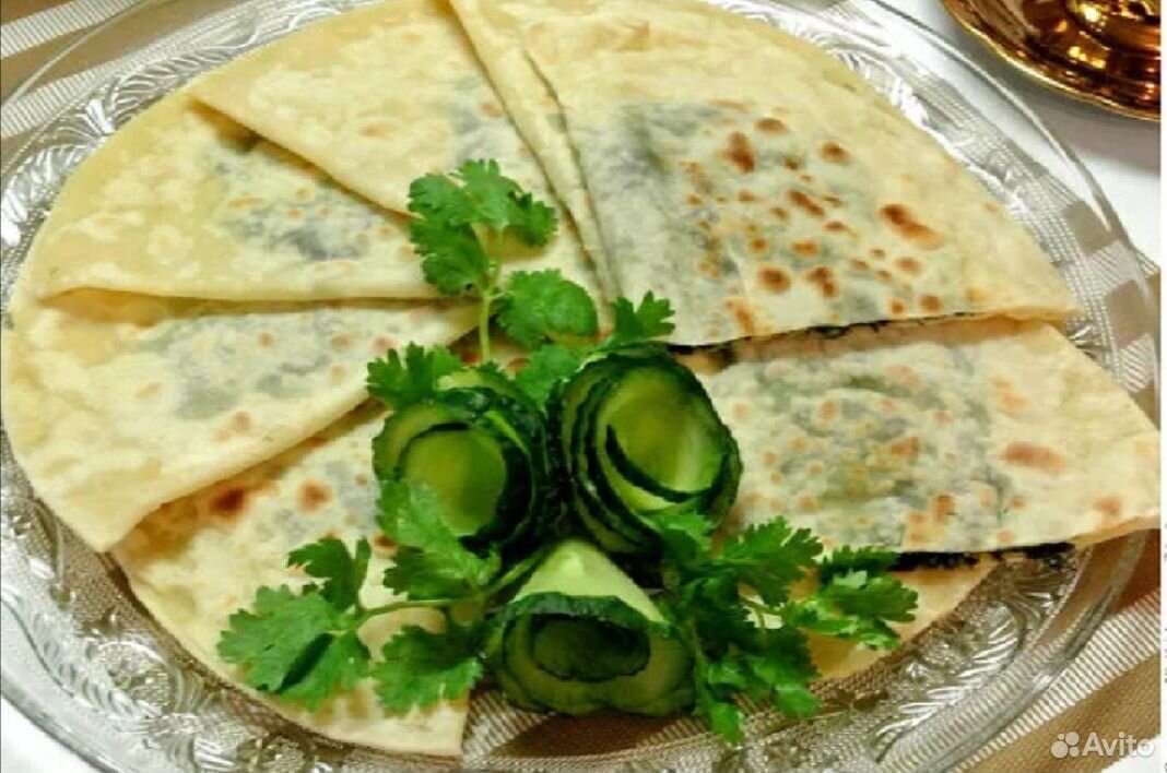 Кутабы с зеленью и сыром на сковороде рецепт фото