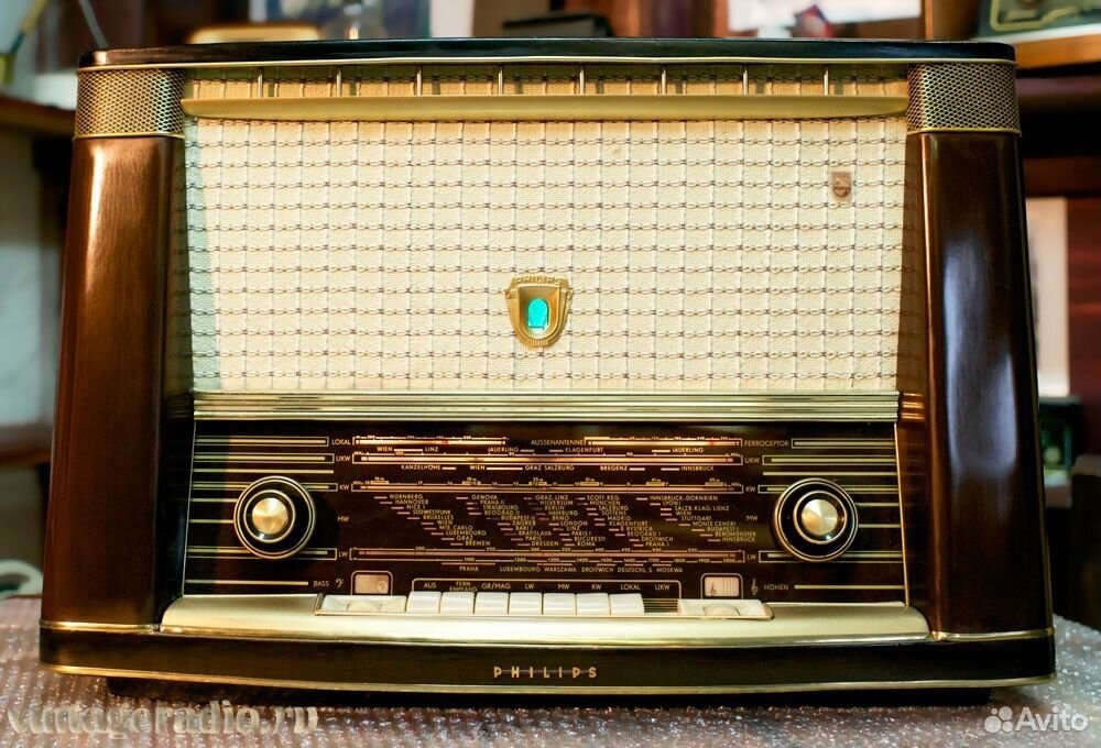 Радиола укв. Радиола Telefunken 50. Ламповая радиола Грюндик. Радиола Октава модель 1957. Ламповые радиоприемники Филипс.