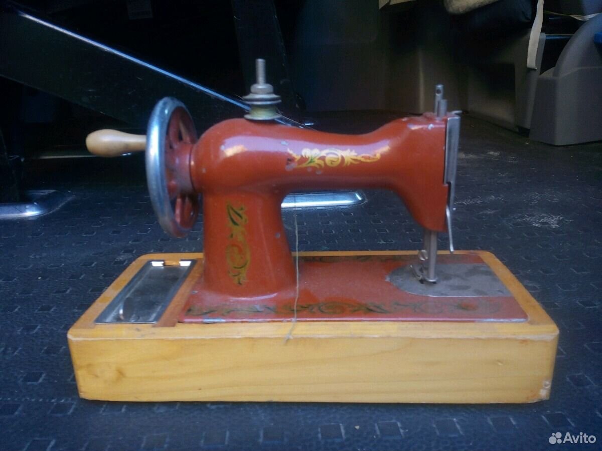 советская швейная машинка. детская швейная машинка ссср. авито детская швейная машинка. детская швейная машинка дшм 18. швейная машинка дшм 18.