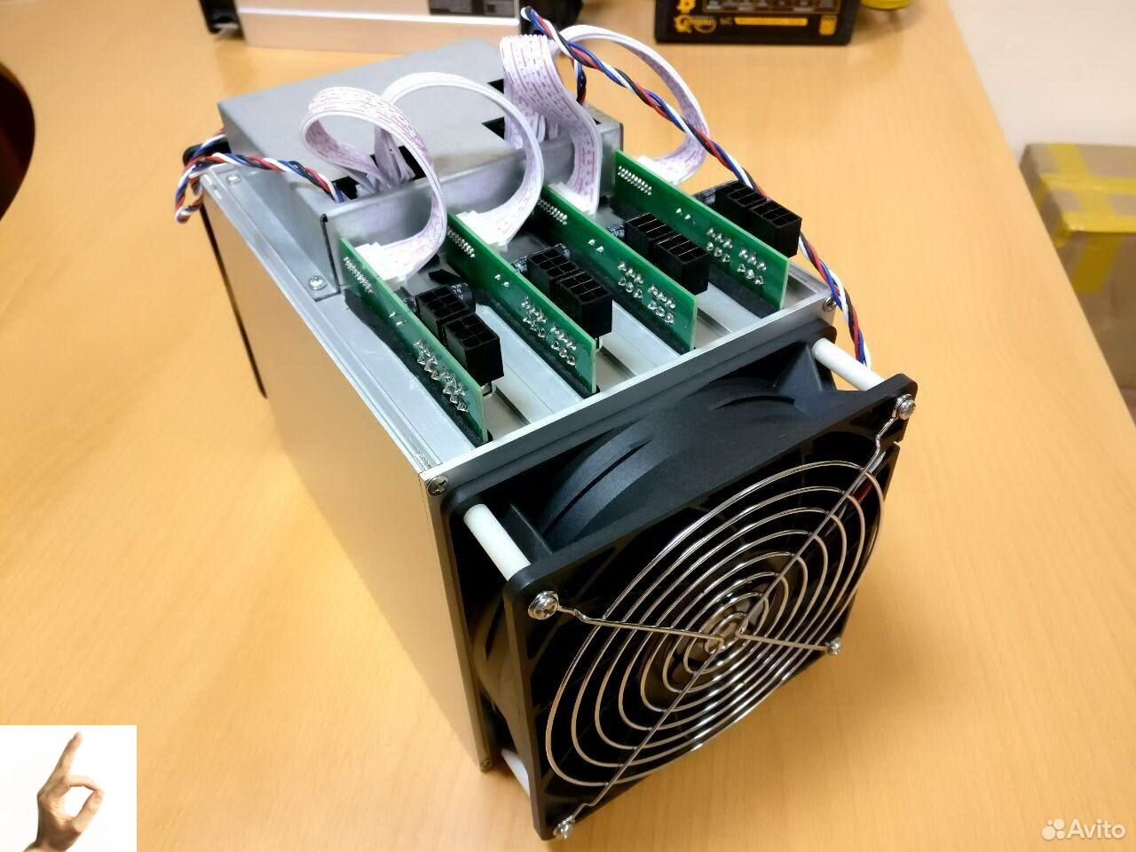 Радиатор для асика. Флансер для ASIC 3d. Асик майнер оптом включение монитор.