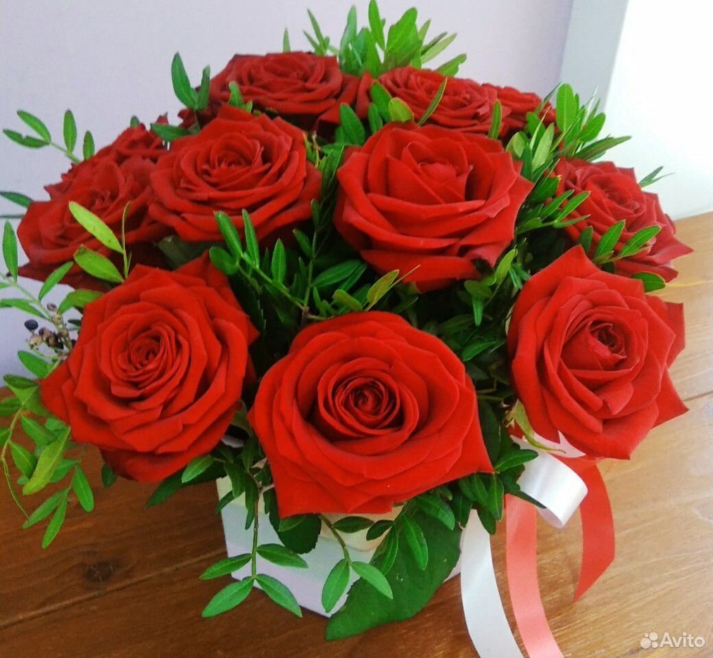 Розы в шляпной коробке купить на Зозу.ру - фотография № 2