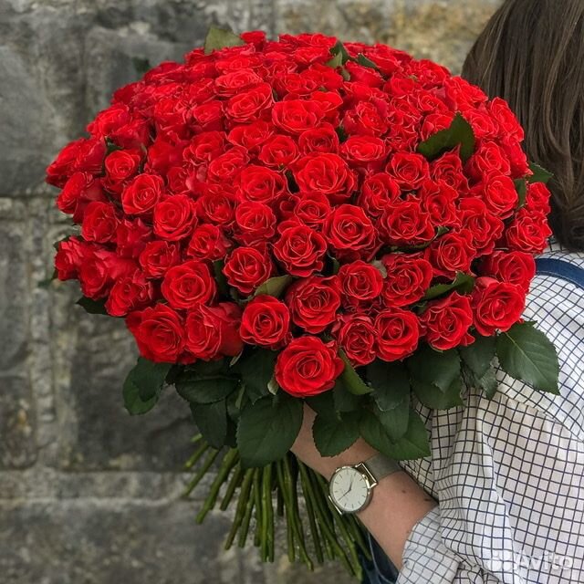 Букет кудрявой красной розы «Эль Торо» купить на Зозу.ру - фотография № 3