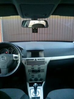 Opel Astra 1.6 AMT, 2008, седан