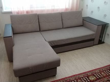 Продаю угловой диван