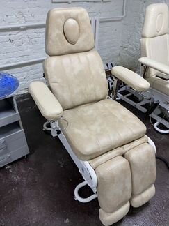 Кресло педикюрное с мотором