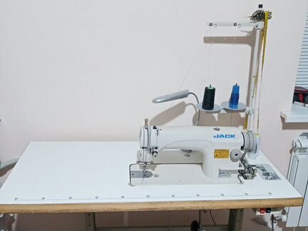 Швейная производственная машина jack