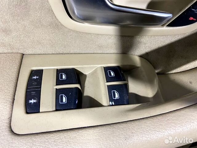 Блок управления стеклоподъемниками передний левый