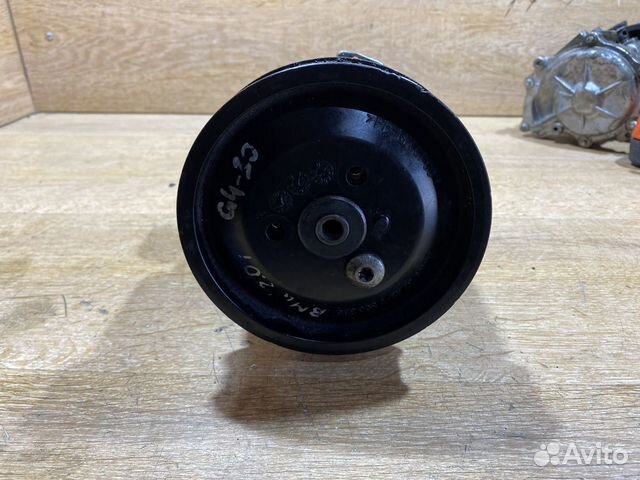 Насос гидроусилителя руля BMW E46 6756611