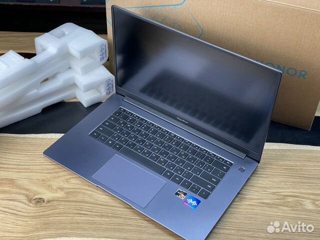 Ноутбук IPS 1920-1080 Magicbook