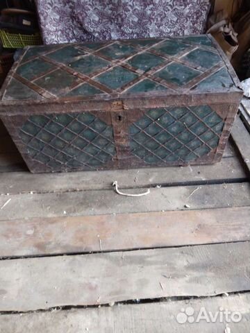 Сундук старинный деревяный есть роспись 3 мастеров
