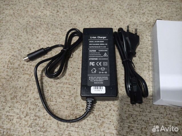 Зарядное устройство Xiaomi/M365/ninebot