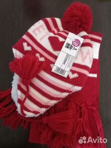 Новый комплект шапка и шарф(осень-зима)