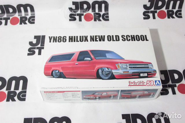 Сборная модель Toyota HiLux '95 New Old School