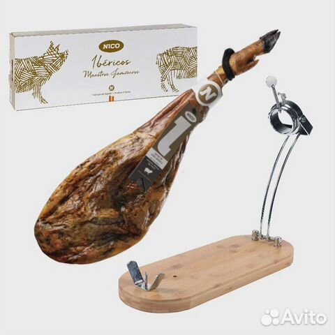 Хамон иберико de cebo + хамонера Барселона + нож