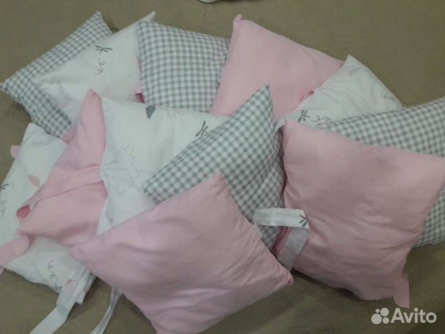 Подушки бортики в детскую кроватку