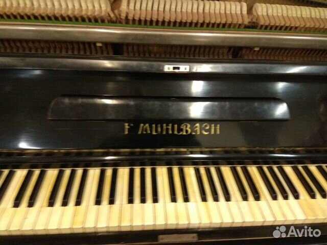 Пианино антикварное muhlbach / резное хром подсвеч
