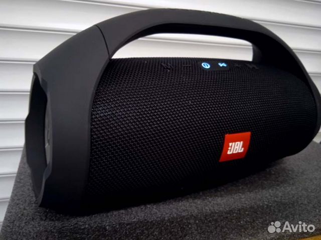 Колонка JBL Boombox