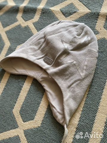 Шапка на весну-осень