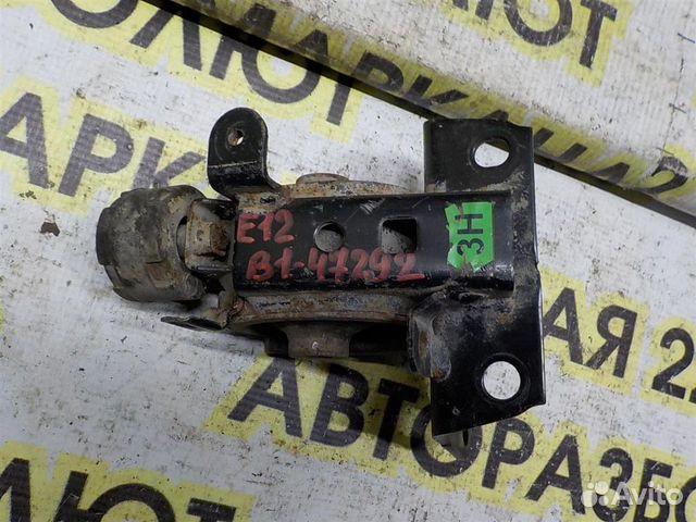 Опора кпп Toyota Corolla (E120) 2000-2007