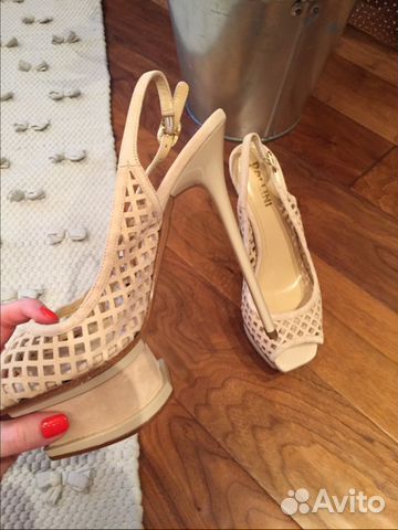 Новые туфли Pollini оригинал Новые туфли Pollini оригинал