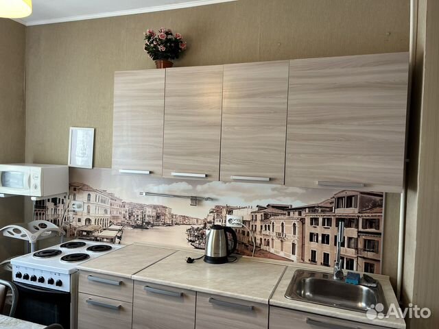 

2-к. квартира, 55 м², 8/10 эт.