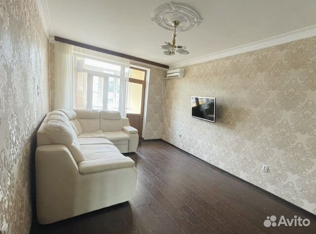 

1-к. квартира, 43 м², 3/5 эт.
