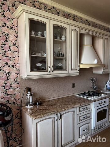 

2-к. квартира, 100 м², 2/5 эт.