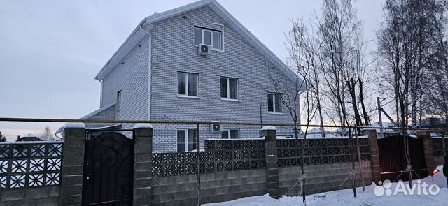 

6-к. дом, 450 м²