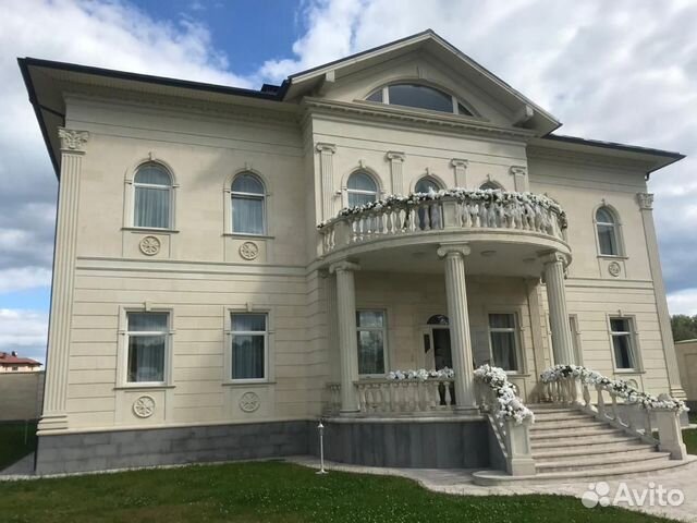 

10-к. и более коттедж, 1350 м²