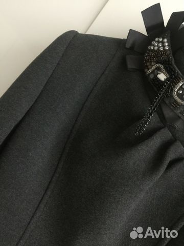 Стильное женское полупальто