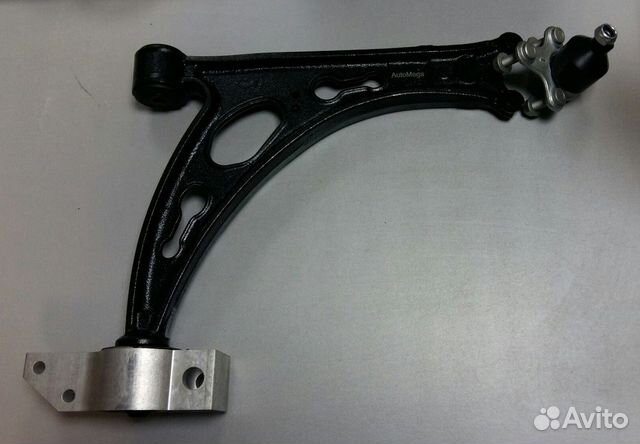 Рычаг передний Skoda Octavia A5 в сборе