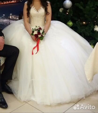 Пышное свадебное платье