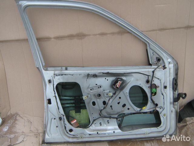 Дверь передняя левая Ford Mondeo 2 Дверь передняя левая Ford Mondeo 2