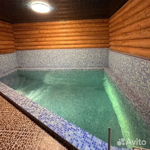 

3-к. коттедж, 180 м²