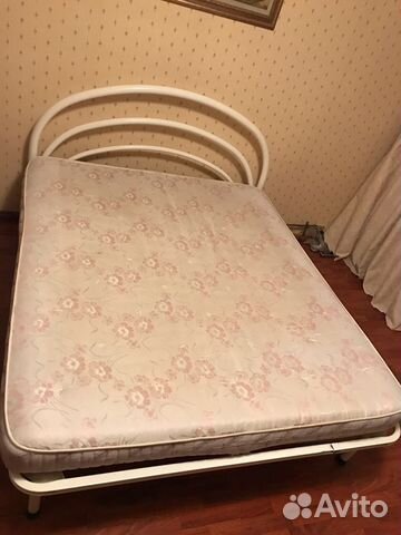 Кровать Кровать