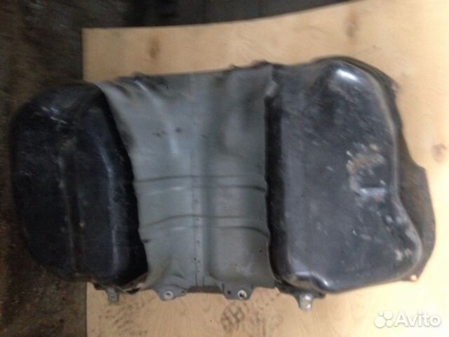 Бензобак Mitsubishi Outlander XL ASX 2.0 DI-D 4WD Бензобак Mitsubishi Outlander XL ASX 2.0 DI-D 4WD