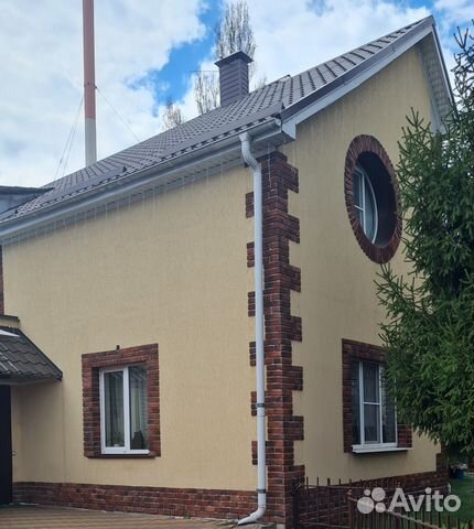 

3-к. коттедж, 180 м²