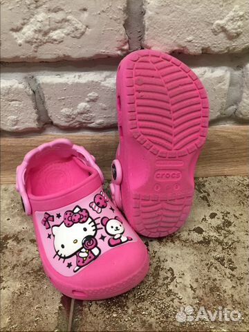 Crocs Hello Kitty 25-26 Crocs Hello Kitty 25-26