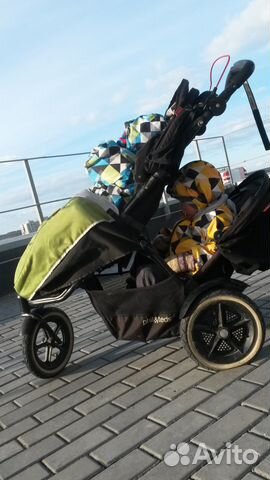 Коляска для двойни погодок Phil and teds Navigator