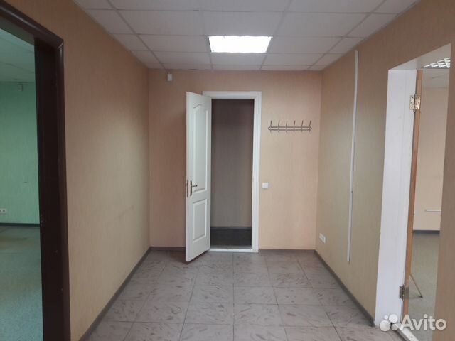 Торговое или офисное помещение, 74 м² Торговое или офисное помещение, 74 м²