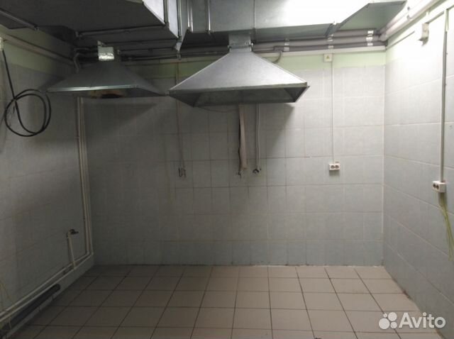 Помещение свободного назначения, 200 м²