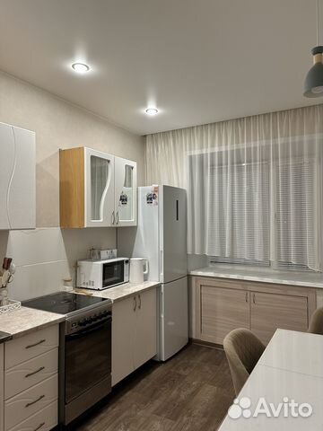 

3-к. квартира, 70 м², 2/5 эт.