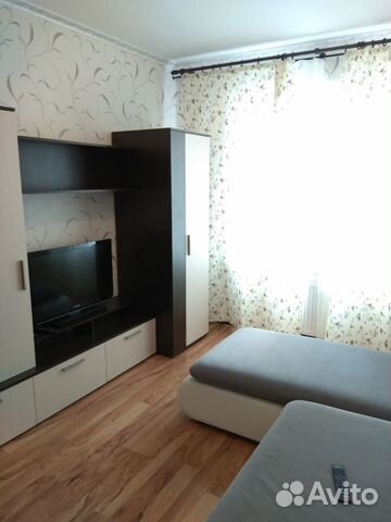 апартаменты парнас. обстановка в большой комнате в корабле. студия на длительный срок. авито снять парнас. авито снять парнас.