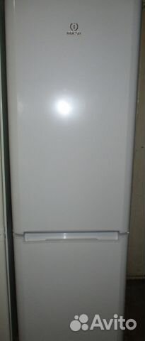 Indesit DF 2580, 2-хкамерный, высота 1.85 м, б/у