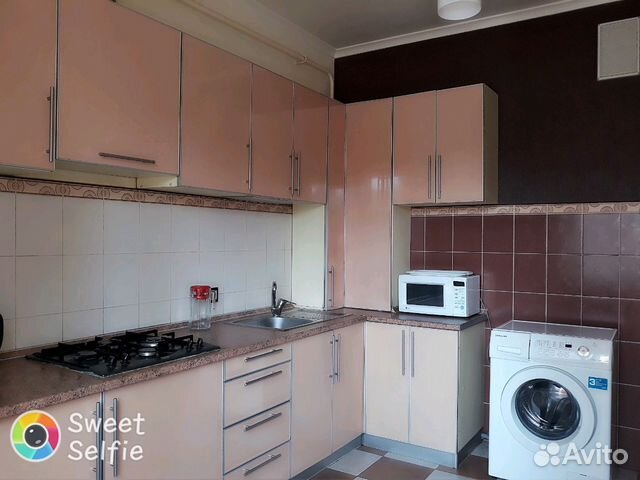 2-к квартира, 75 м², 1/5 эт.