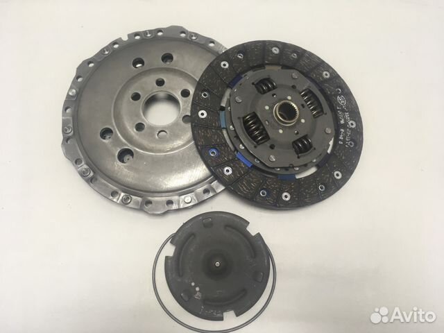 Сцепления комплект VW Golf4 Skoda 1,6 AKL BFQ нов
