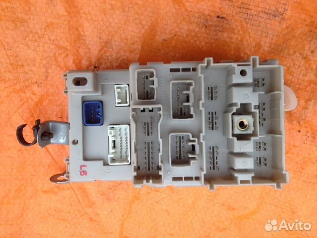 Блок для Toyota 82733-42110 8273342110
