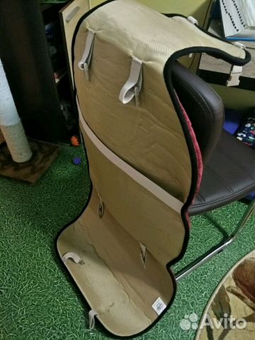 Меховые накидки на авто, бордо цвета новые 2шт Меховые накидки на авто, бордо цвета новые 2шт