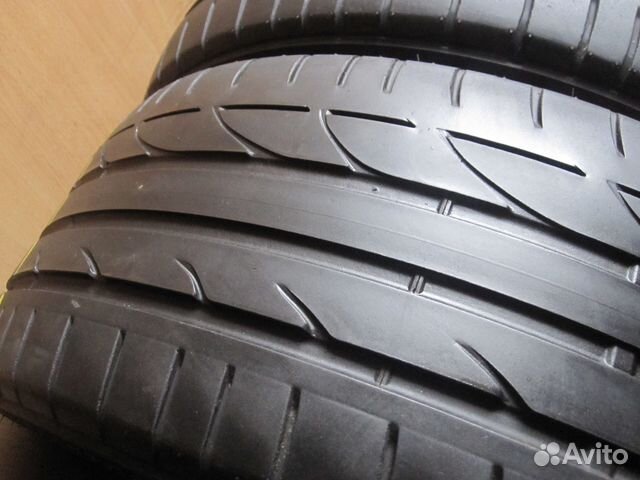 225 40 R18 Пара шин б/у Bridgestone 225/40/18
