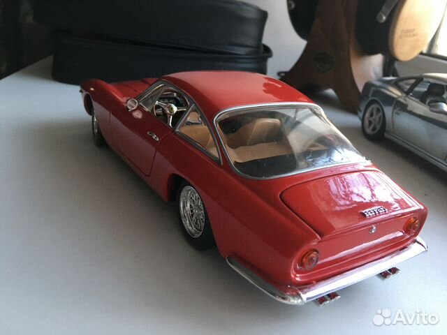 Hot Wheels 1/18 Ferrari 250 GT